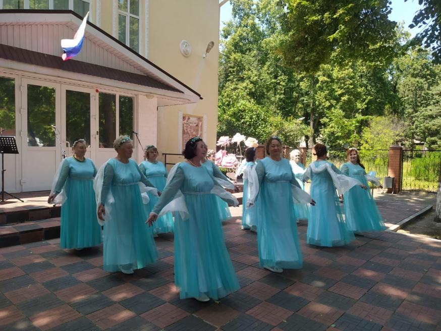 Коллектив &quot;В кругу друзей&quot; принял участие в литературно-музыкальной встрече